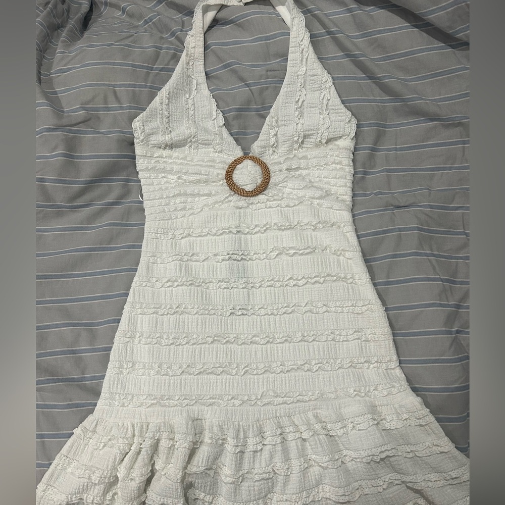 Cute for summer, open-back, neck button tie